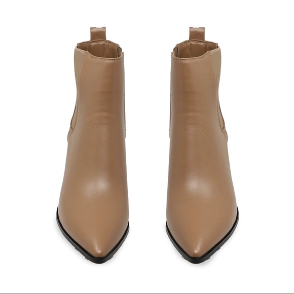 Women’s Pointed Toe Chelsea Ankle High Heel Block Boot in Beige Faux Leather - Picture 3 of 11